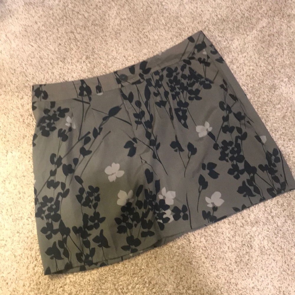Gap Mini skirt